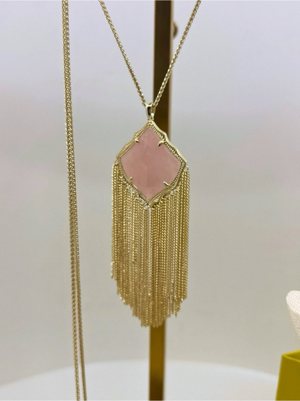 Kendra Scott Kingston Gold Long Pendant Necklace Pink Rose Quartz Gift Set - Picture 3 of 10